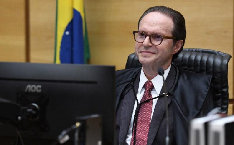  Assistência jurídica prevista na Lei Maria da Penha é obrigatória, inclusive no tribunal do júri, decide STJ