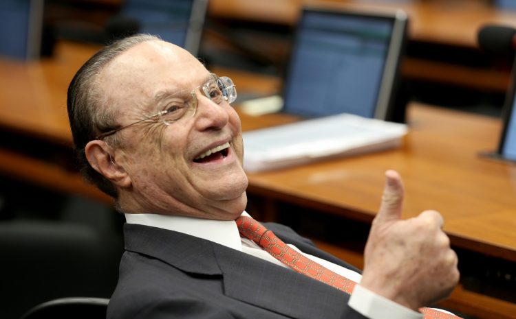  Família Maluf assina acordo e devolverá R$ 210 milhões por desvios de verbas durante gestão municipal de ex-prefeito