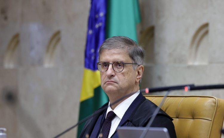  Polícia Federal pediu prisão preventiva de Bolsonaro, mas PGR sugeriu medidas menos drásticas